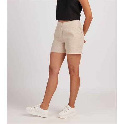 10 Best Summer Outfit Ideas To Rock This Season | LBB