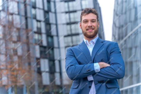 Male Businessman 的图像结果