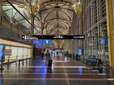 Dca Airport Main Runway At National Airport To Close Nightly For