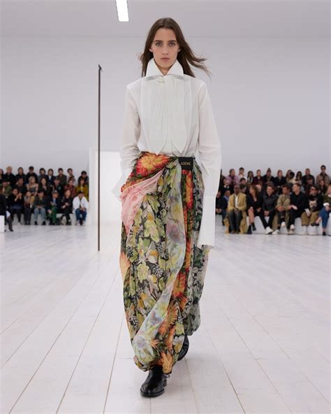 Loewe Spring/Summer 2025 Womenswear | AnOther