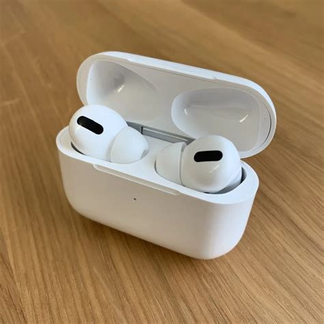 Why Are My Fake Airpods Not Charging - True Wireless