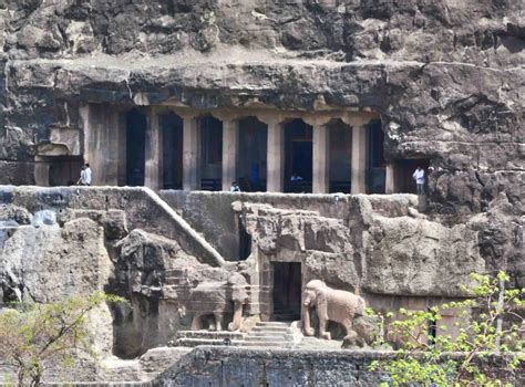 Ajanta Caves Travel Guide: Art, Architecture, and Must-See Attractions