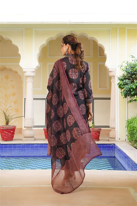 Ahika - The Destination for Indian Ethnic Wear for Women