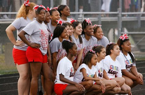 Mark Kodiak Ukena: North Chicago High School's Red vs White Inter-Squad ...