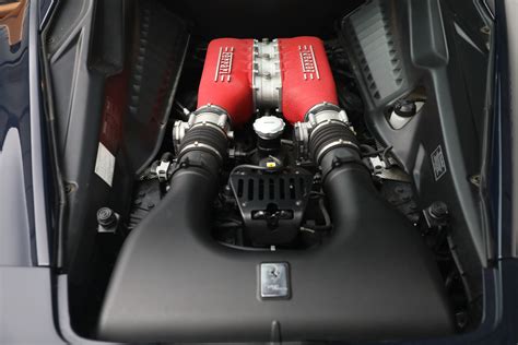 Ferrari 458 Engine 的图像结果