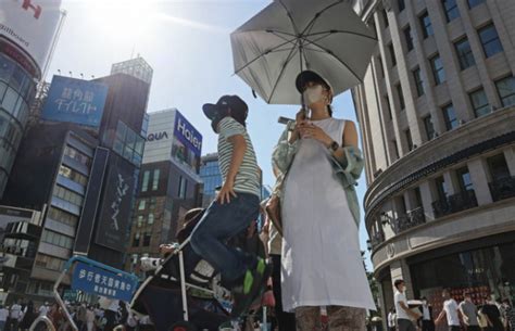 Erster extrem heißer Tag in Japan