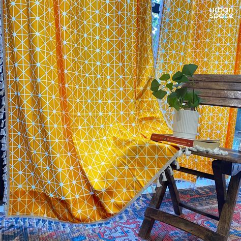 Choosing the Right Curtains Styles & Colors for Yellow Rooms | Urban Space