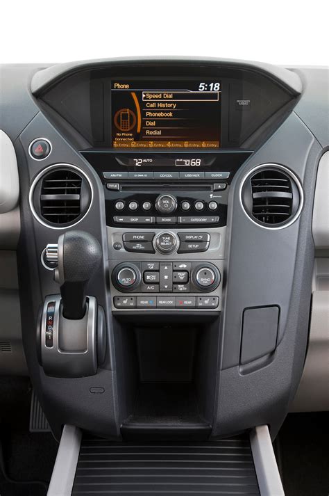 2013 Honda Pilot Photos: Interior, Exterior, and Videos