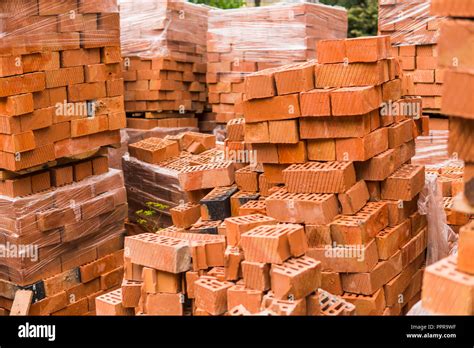 Building Bricks 的图像结果