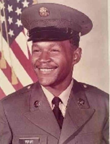 Samuel Lloyd Perry Obituary - Rockford Register Star