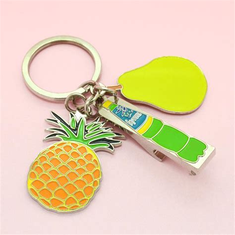 Cheap Keychains 的图像结果