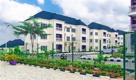 TITANIUM HOTEL AND RESORTS (Owerri) - B&B Reviews, Photos, Rate ...