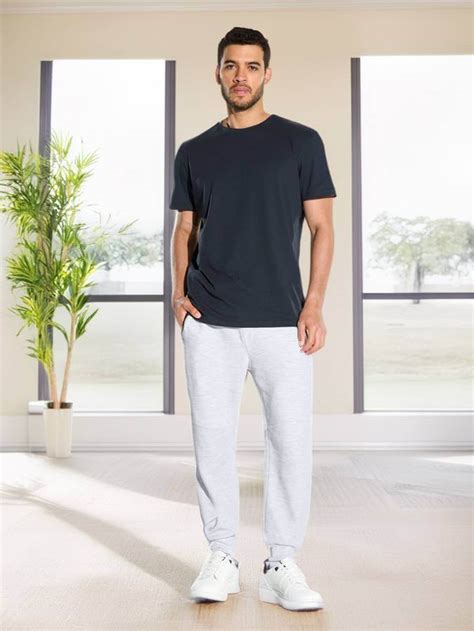 Micro Tryon Review 的图像结果