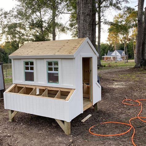 How To Build a Farmhouse Chicken Coop: A two weekend, or less, project ...