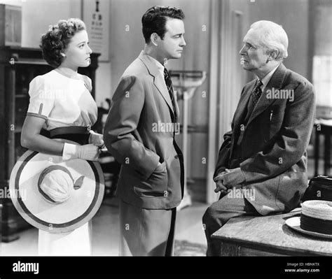 DR. KILDARE GOES HOME, from left: Laraine Day, Lew Ayres, Samuel S ...