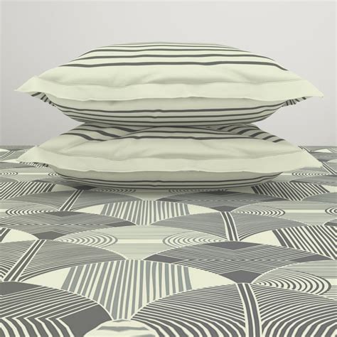 Buy SPACES Essentials Cotton 144TC Geometric Print 3Pcs Super King ...