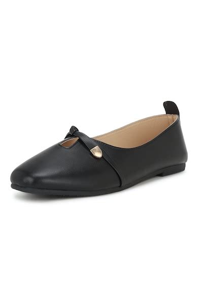 Buy Women Black Ballerinas Online - 703432 | Van Heusen