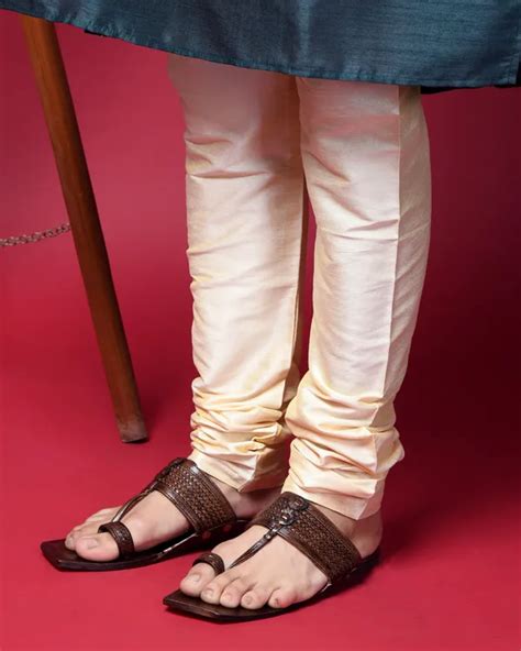 Stephorn STEPSOFT Leather Kolhapuri Chappal Original | T- Shape ...