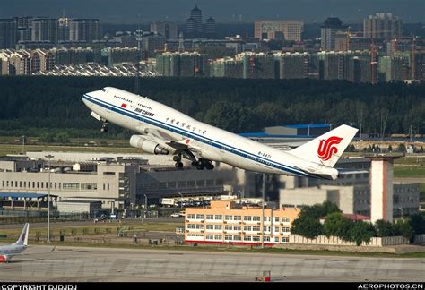 Boeing 747-400- 航空摄影图库(www.aerophotos.com)