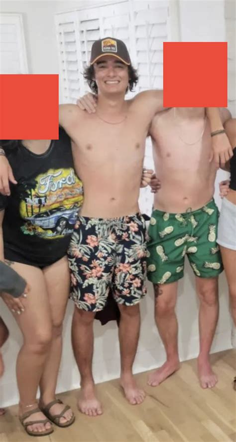 Robert Daniel Sloan's feet