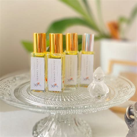 アロマロールオン meditation oil 〜Sacral chakra 〜 7ml | ShopWanderer/ ショップ ワンダラ