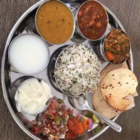 HOTEL RAHUL DELUX, Kolhapur - Restaurant Reviews, Phone Number & Photos ...