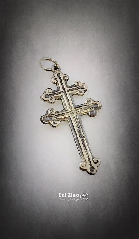 What Is Cross of Lorraine and What Does it Symbolize?