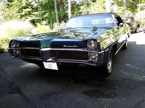 1967 Pontiac Bonneville Red 1967 Pontiac Bonneville | Legendary Motors