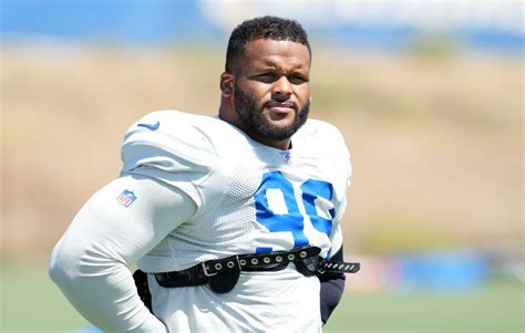 Aaron Donald net worth, age, wiki, family, biography and latest updates ...
