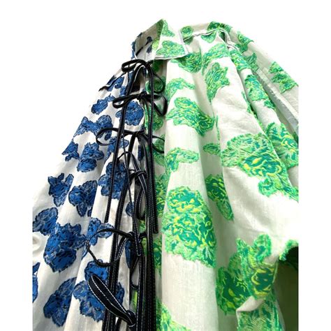 6 times Kareena Kapoor Khan wore a statement making print | VOGUE