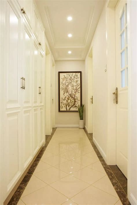 家里走廊墙面怎么装饰 这样装修美观又实用 - 装修保障网