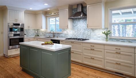 Mix and Match Cabinet Colors with Express Kitchens - Express Kitchens ...