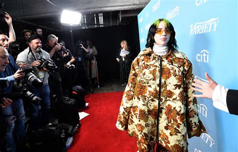 Why Billie Eilish Hid Her Body in Baggy Clothes for Years – 3 Pics That ...