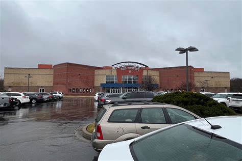 Review of B&B KC Northland 14 Theater — Maxwell's Movie Corner