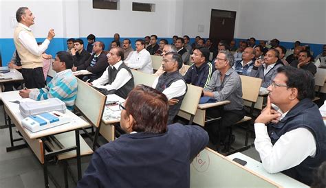 Indore: Second Training Programme For Counting Staff Held