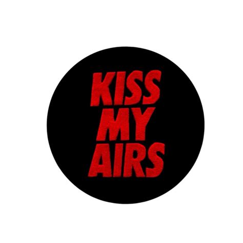 Kiss My Airs Rug – Show It Upp
