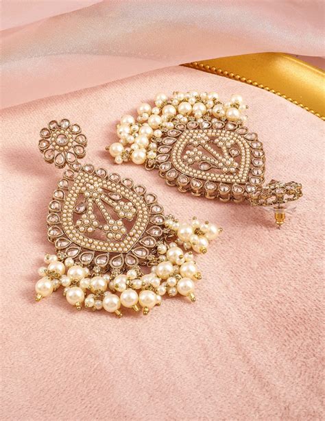 Cream Accents Pearl Chandbali – Rubans
