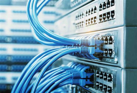 Network Technician Guide: Key Roles, Tools & Career Growth