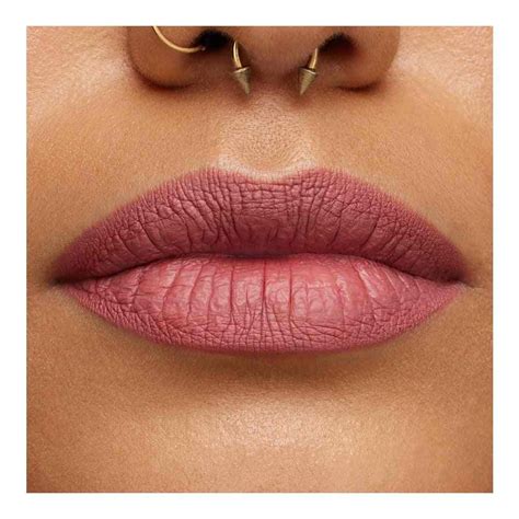 Liquid Matte Ultra-Comfort Transfer-Proof Lipstick • Perfectionist