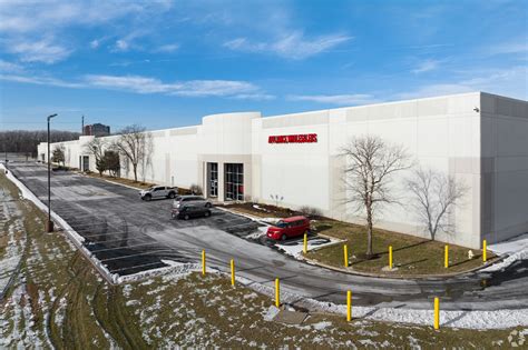 3740-3780 Rider Trail S, Earth City, MO 63045 | LoopNet