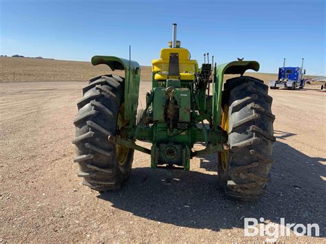 John Deere 4010 2WD Tractor w/ Loader | Agriculture | BigIron