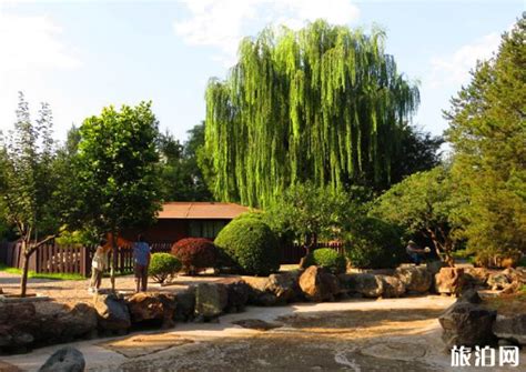 【携程攻略】北京双秀公园景点,双秀公园位于北京市西城区北太平桥，1984年建成开放。公园由中国式园…