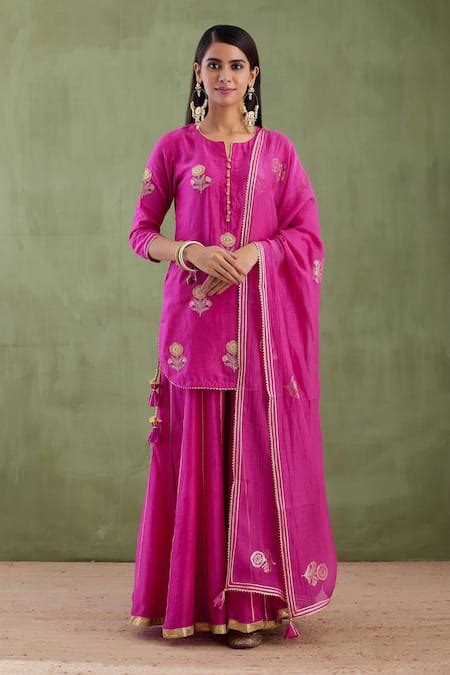 Buy Pink Cotton Silk Dupatta Chanderi Embroidery Notched Gharara Set ...
