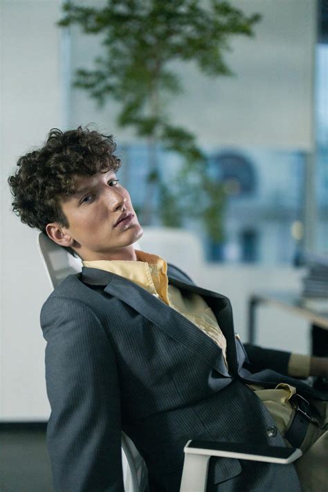 Recognizing 17 Cell Phone Cheating Signs in Your Relationship | Medium