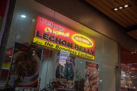 Cebu Lechon 的图像结果