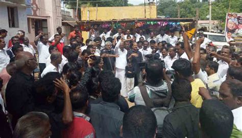 சரஸ்வதி நதியைத் தேடுகிறாய், கீழடி ஆய்வை மூடுகிறாய்!