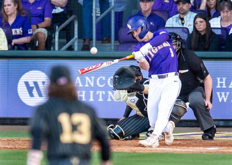 LSU baseball live score updates vs Nicholls