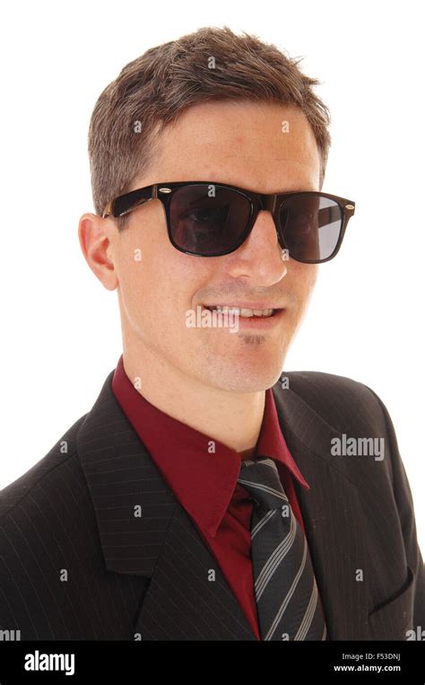 Profile Suit Man 的图像结果