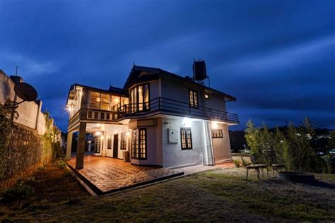 Cleft - 3-BHK Villas in Ooty With Garden & Balcony Views
