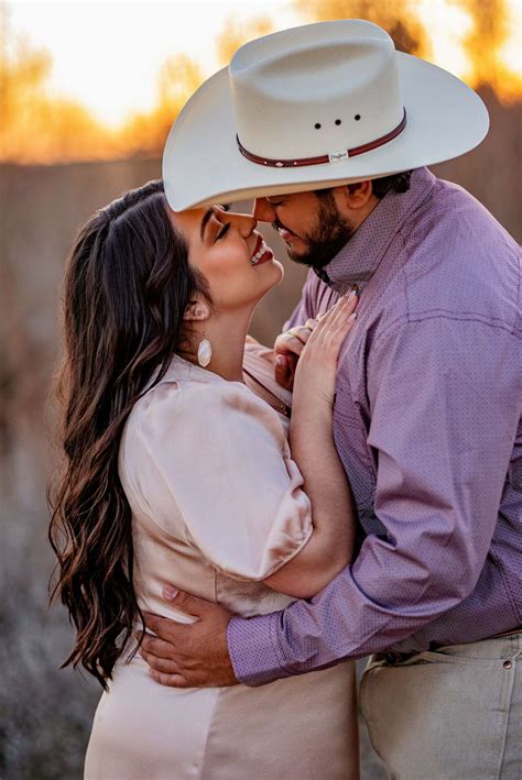 Meet Stephanie Ray – CanvasRebel Magazine